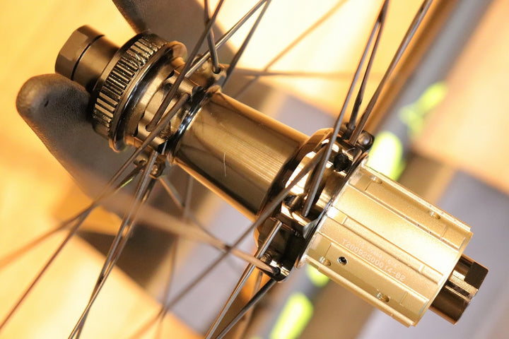 トーケン TOKEN ROUBX G33 カーボン チューブレスレディ ホイールセット シマノ 11S/12S 【芦屋店】