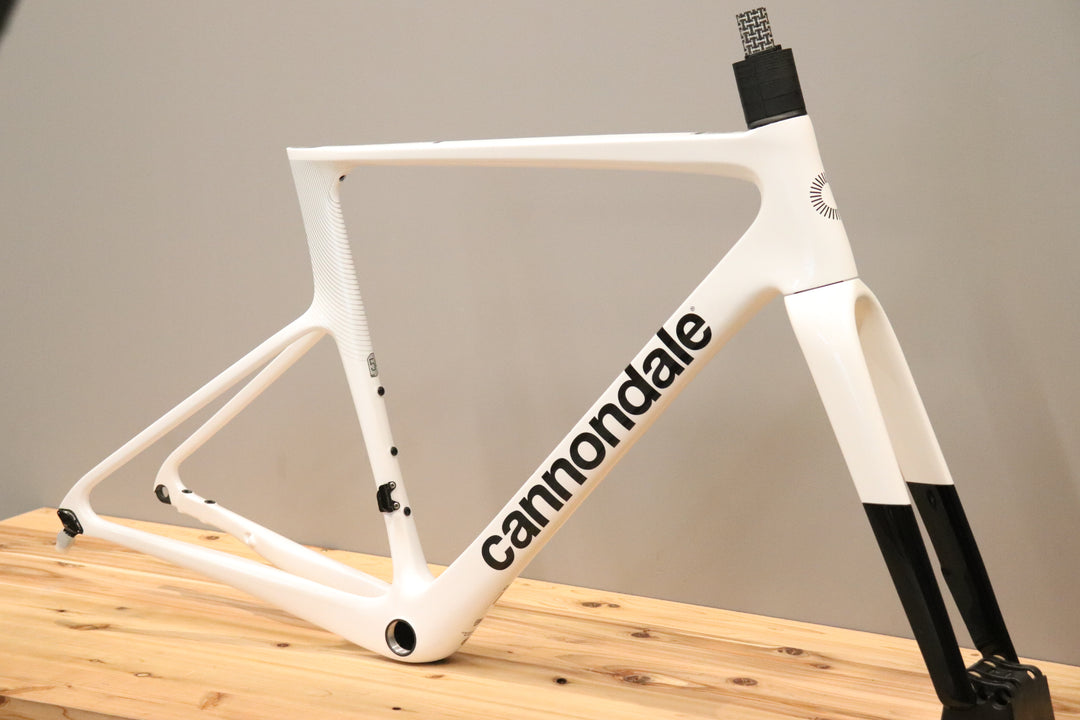 未使用 キャノンデール CANNONDALE スーパーシックス SUPERSIX EVO 2025 54サイズ カーボン ロードバイク フレームセット 【仙台店】