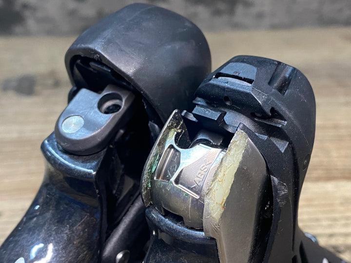 JL060 シマノ SHIMANO アルテグラ ULTEGRA ST-6700 STIレバー 左右セット 2x10S ネームプレート欠品 左ブラケットカバー欠品