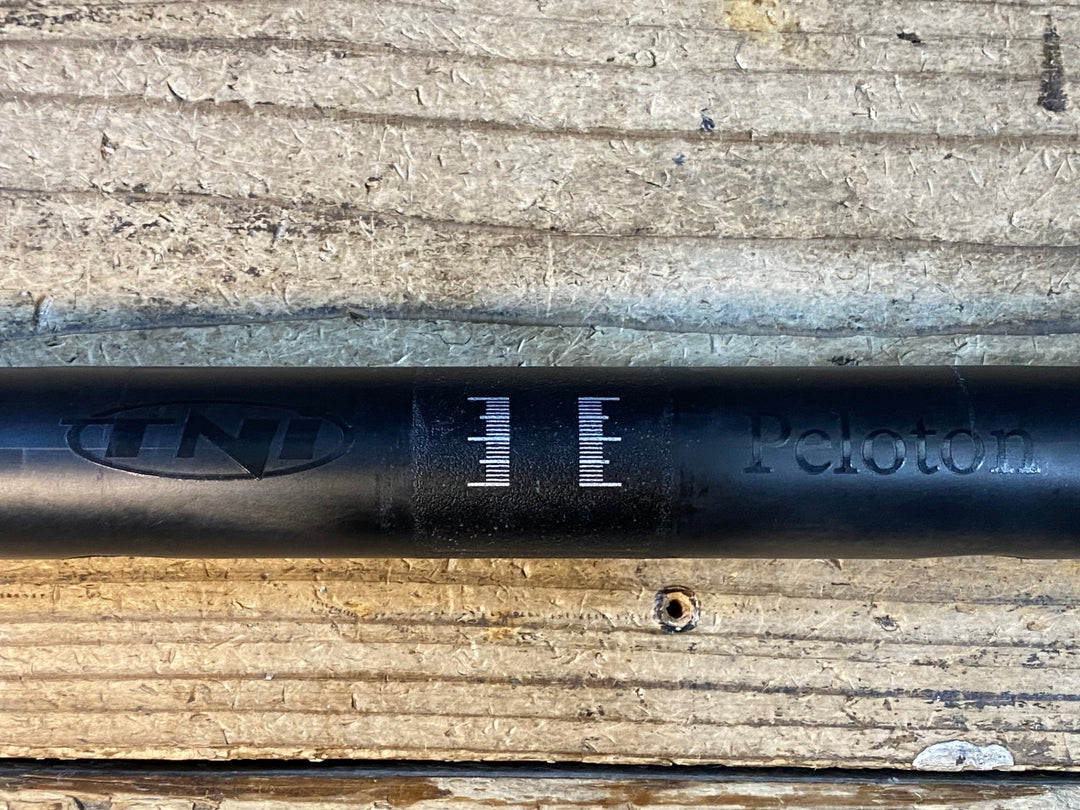JY014 TNi PELOTON カーボン ドロップハンドル φ31,8 400mmブラケットC-C ※レバークランプ部クラックのためジャンク
