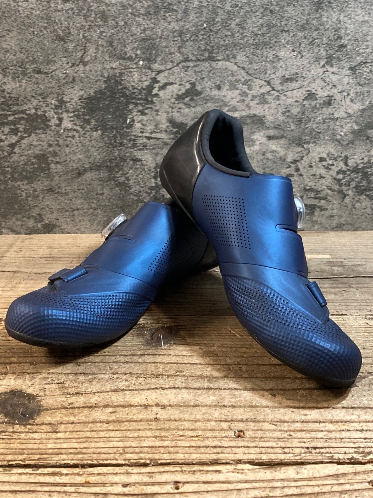 KF142 シマノ SHIMANO RC5 SHRC502M ビンディングシューズ SPD-SL EU44