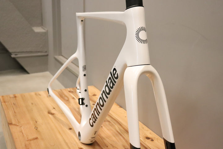 未使用 キャノンデール CANNONDALE スーパーシックス SUPERSIX EVO 2025 54サイズ カーボン ロードバイク フレームセット 【仙台店】