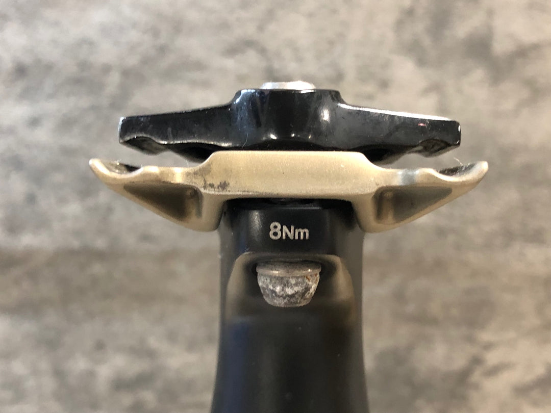 KN328 フィジーク fizik CYRANO R1 カーボン シートポスト 330mm Φ31.6 SB20mm