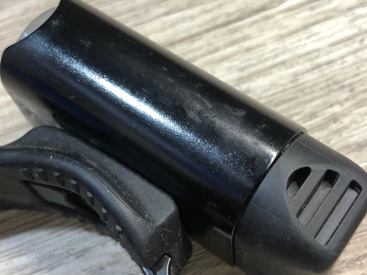 JX368 レザイン LEZYNE 400XL MINI DRIVE フロントライト 黒 点灯確認済