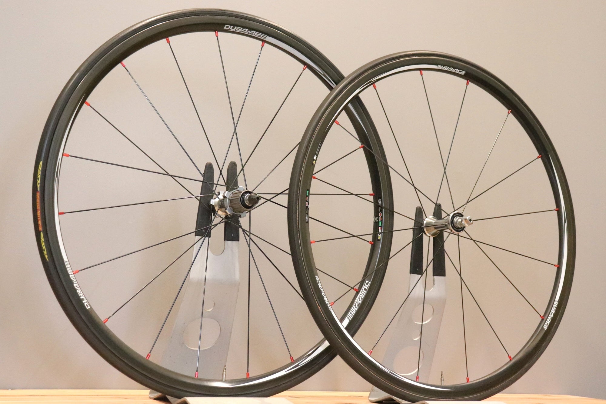 シマノ SHIMANO デュラエース DURA-ACE WH-7850 C24 TU カーボン