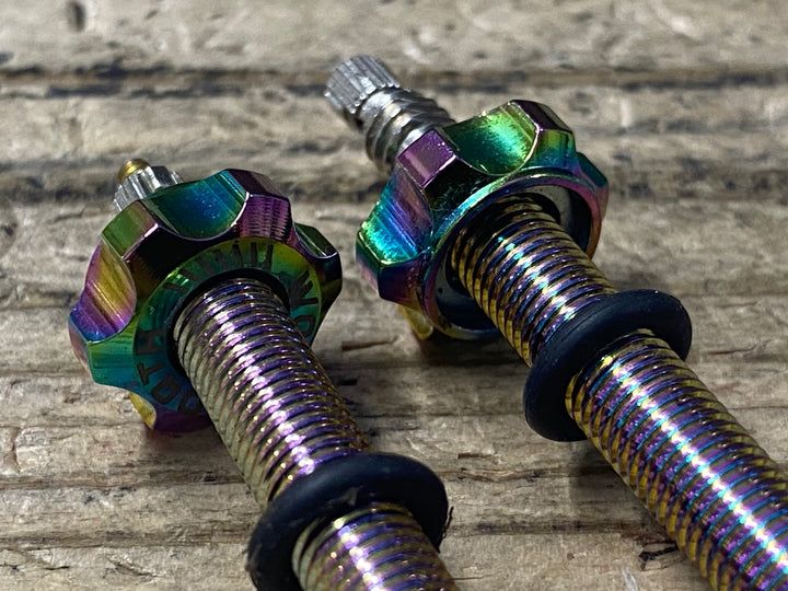 KO135 ウルフトゥース WOLFTOOTH チューブレスバルブ 虹色 2本 50mm