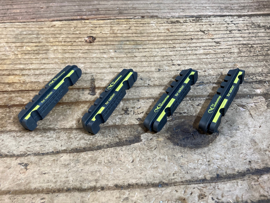 KI437 AX Lightness ブレーキパッド 4pcs シマノ用