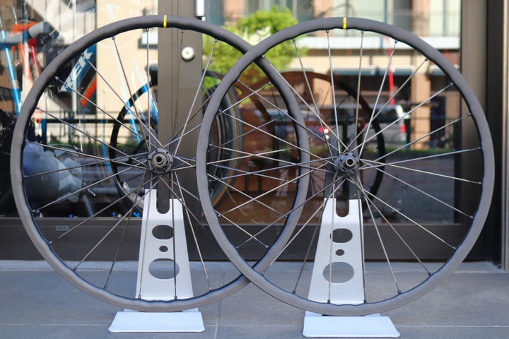 マヴィック MAVIC キシリウム KSYRIUM SL 25 DISC アルミ チューブレスレディ ホイールセット シマノ 11S/12S 【東京南麻布店】