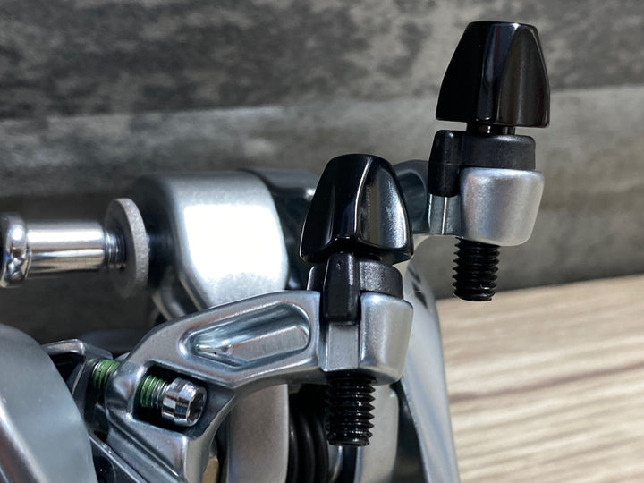 KQ617 シマノ SHIMANO 105 BR-5800 キャリパーブレーキ シルバー 前後セット