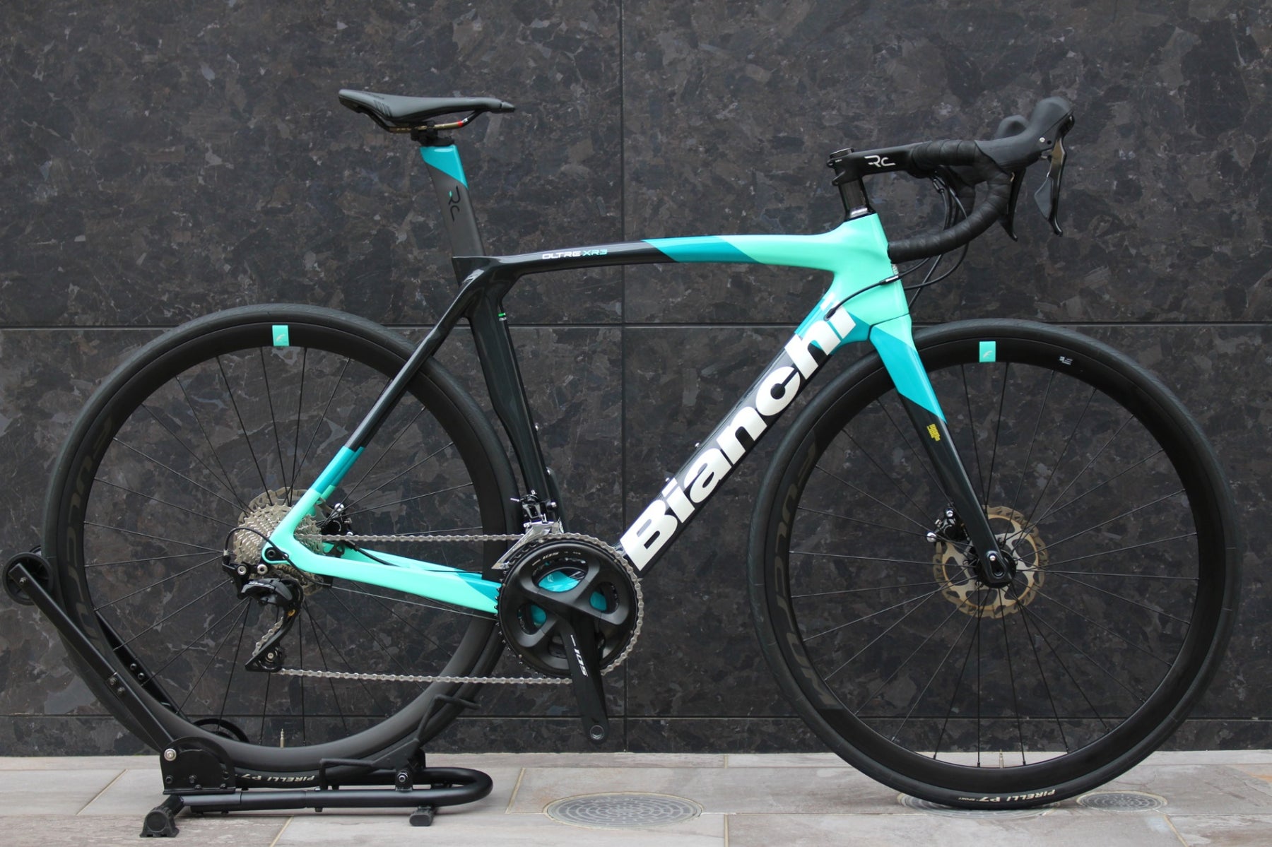 ビアンキ BIANCHI オルトレ OLTRE XR3 DISC 2023モデル 55サイズ