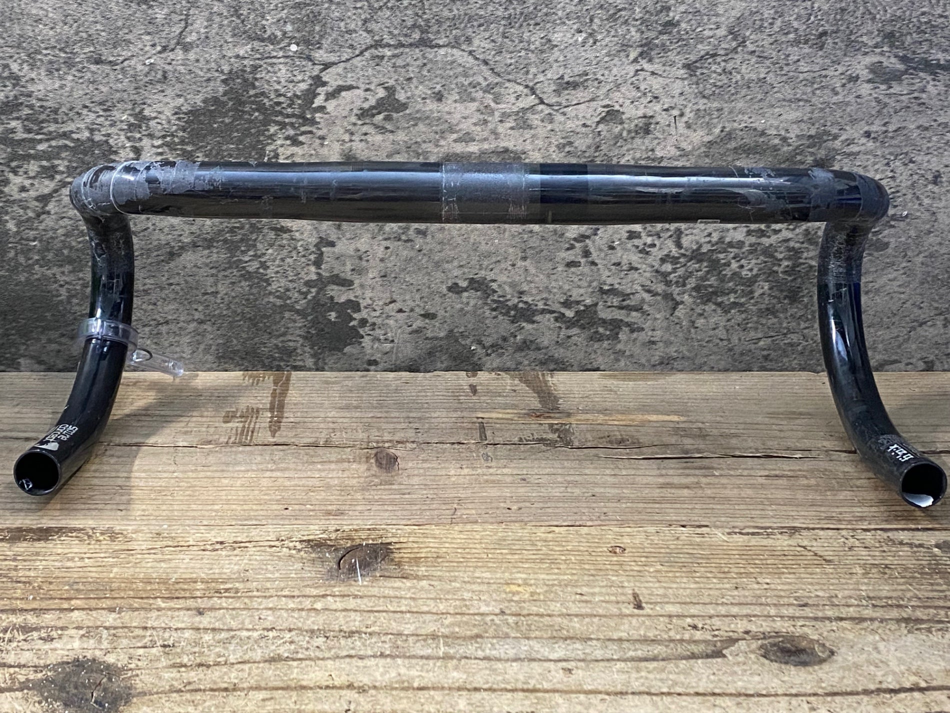 JV467 フィジーク fizik シラノ CYRANO R1 カーボン ドロップハンドル
