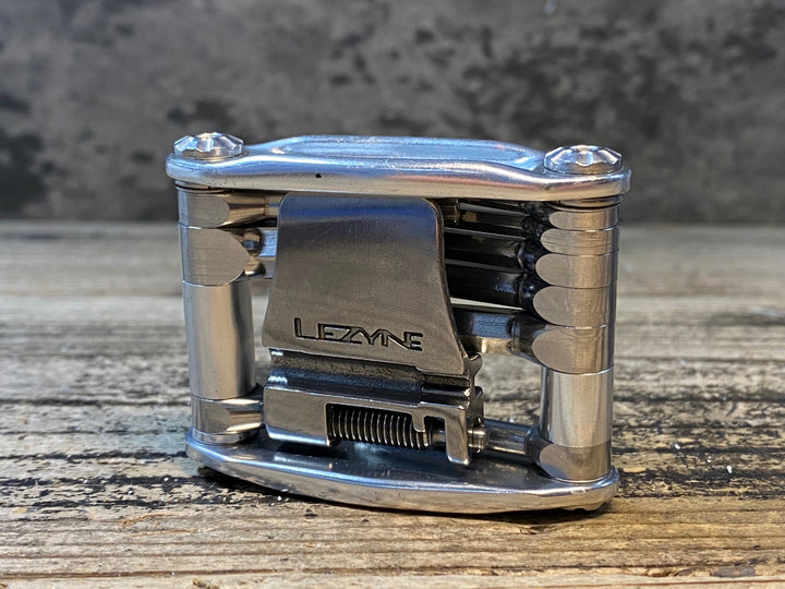 JM174 レザイン LEZYNE STAINLESS 12TOOL マルチツール シルバー