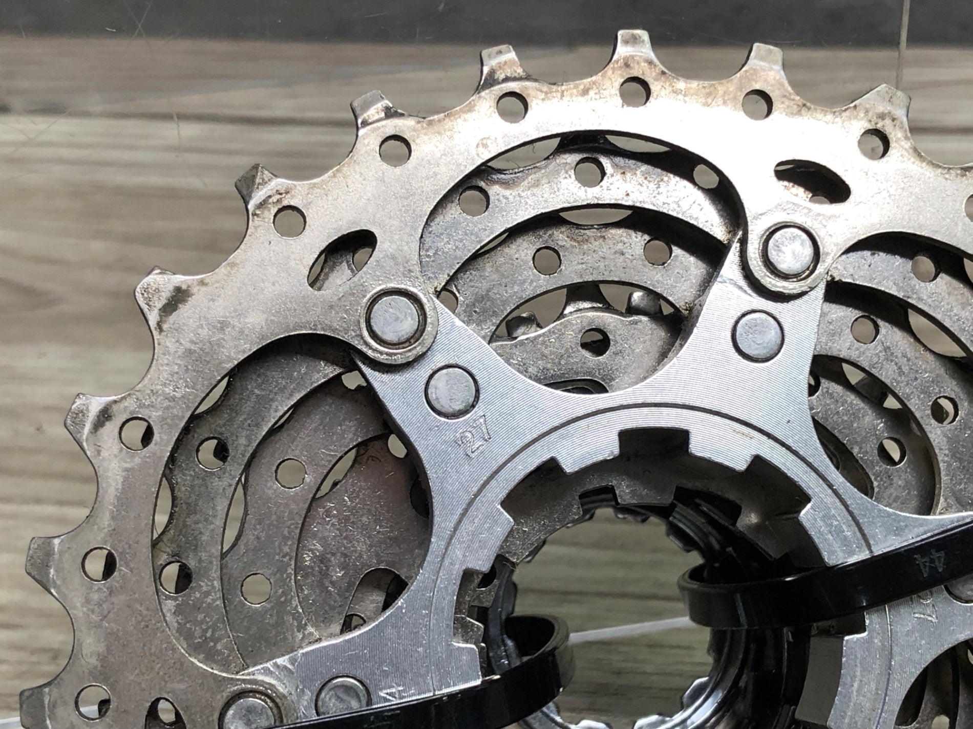 JH455 シマノ SHIMANO 105 CS-5700 スプロケット 12-27T 10S – BICI