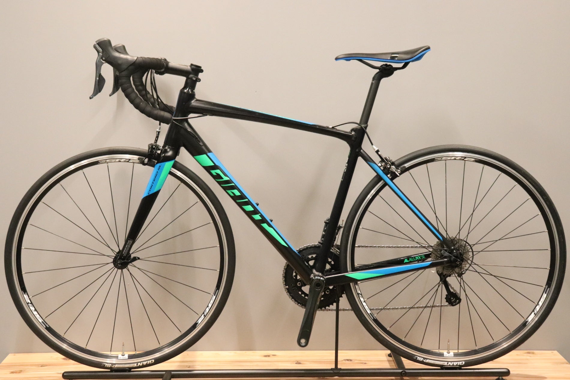 ジャイアント GIANT コンテンド CONTEND SL2 2017モデル Mサイズ