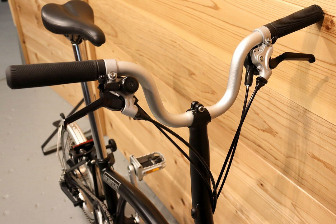 ブロンプトン BROMPTON Cライン C-LINE EXPLORE MID 2022 マットブラック 2×3S スチール 折り畳み 小径車 ミニベロ 【千葉店】