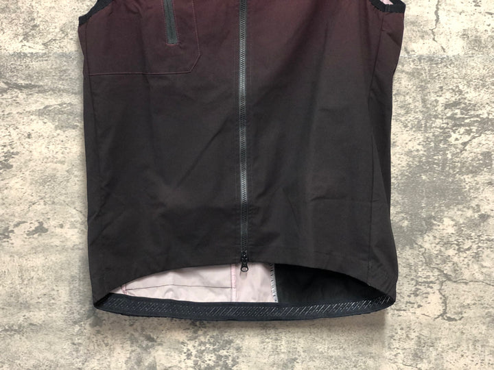 KK705 モーゼン morethan サイクルベスト ジレ 赤黒 XL
