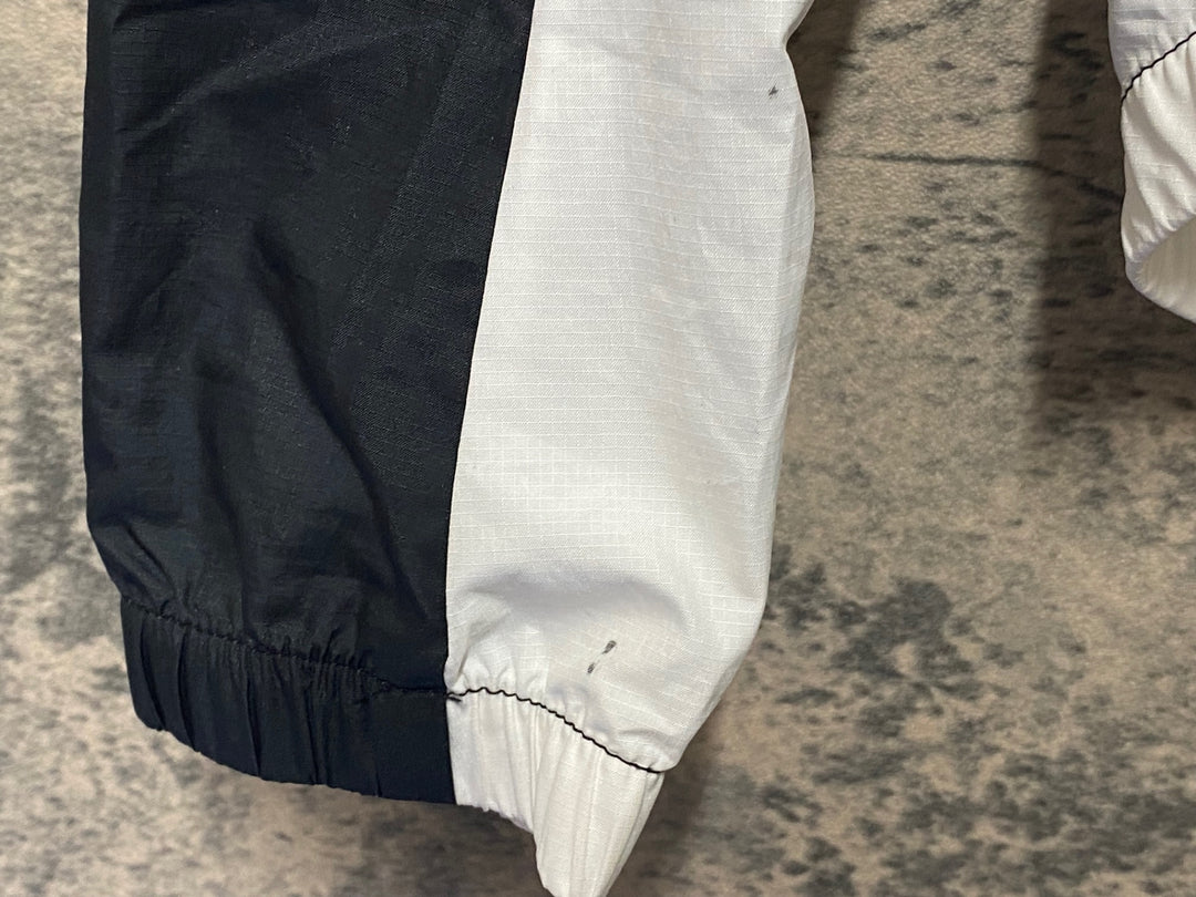 KN730 ルコックスポルティフ le coq sportif 長袖 ウィンドブレーカー 白黒 L