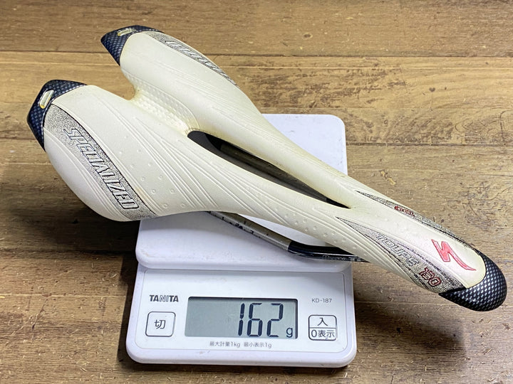 KJ918 スペシャライズド SPECIALIZED TOUPE 130 サドル 白 Tiレール