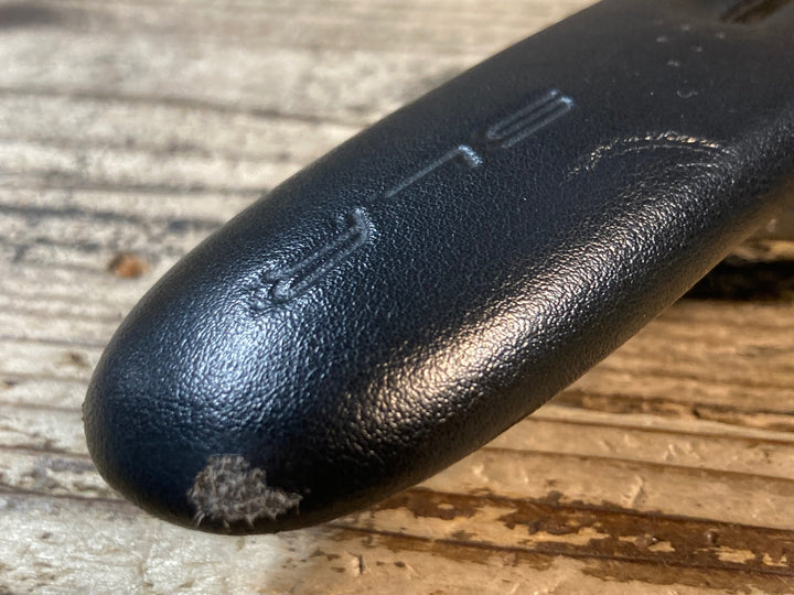 JS565 セライタリア selle italia SLR カーボンレール サドル LIMITED
