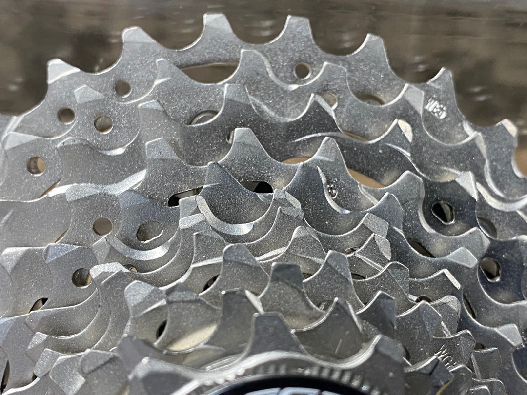 KH570 シマノ SHIMANO アルテグラ ULTEGRA CS-R8101 スプロケット 11-30T 12S ※未使用品