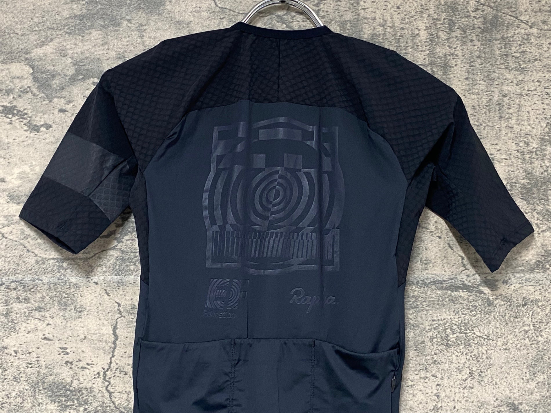 KJ684 ラファ Rapha MEN'S PRO TEAM AERO JERSEY - BLACKOUT 半袖