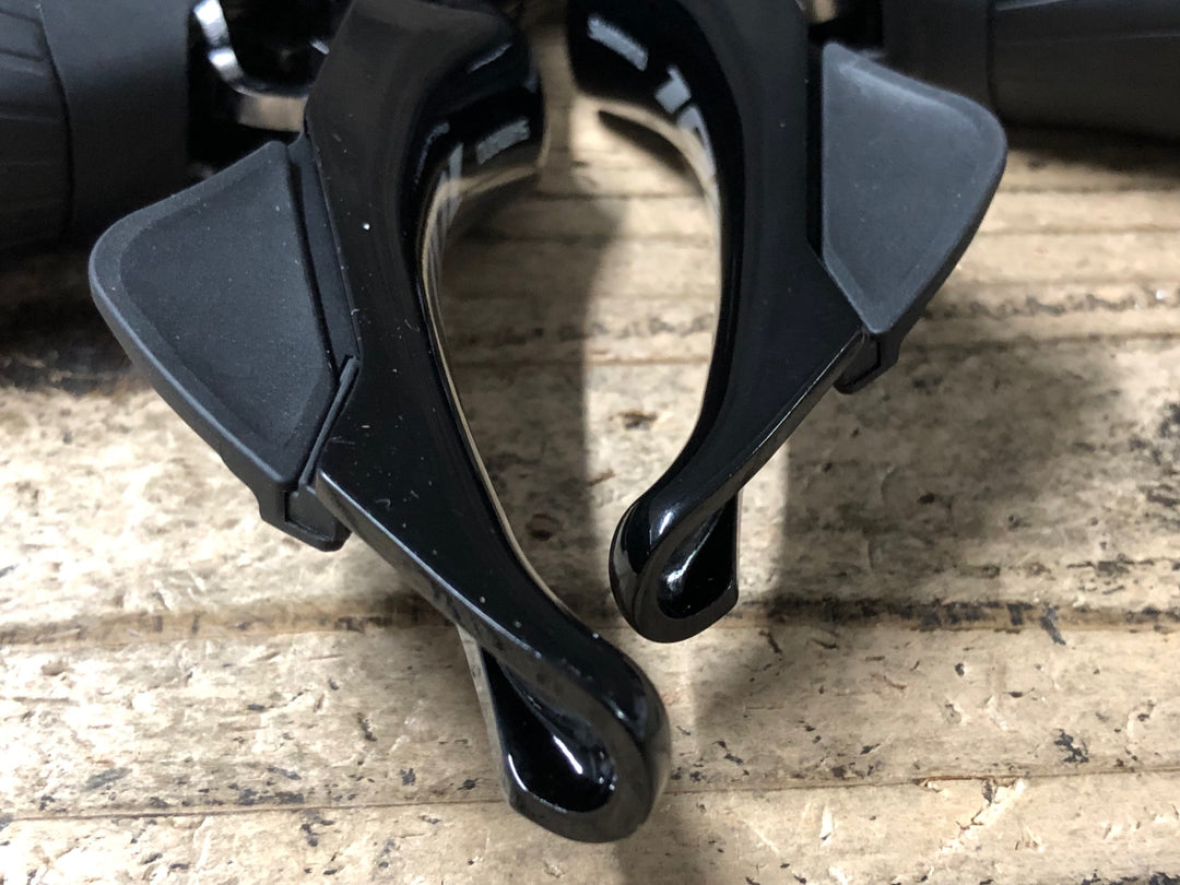 KB882 シマノ SHIMANO 105 ST-R7120 STIレバー 2x12S 油圧DISC 左右セット