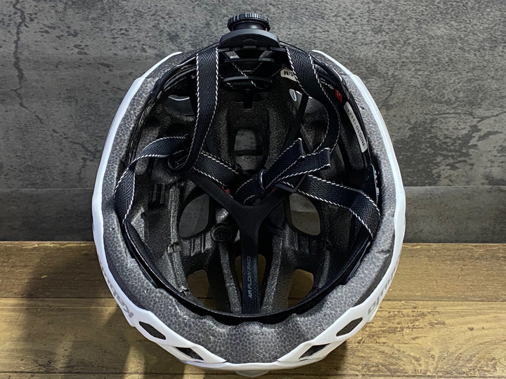 JX843 カブト Kabuto FLEX-AIR ヘルメット 白 S/M R05/10製造