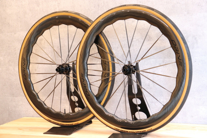 エリートホイールズ ELITEWHEELS ドライブ ヘリックス DRIVE HELIX 57D CS カーボン チューブレス ホイールセット シマノ 11S/12S 【さいたま浦和店】