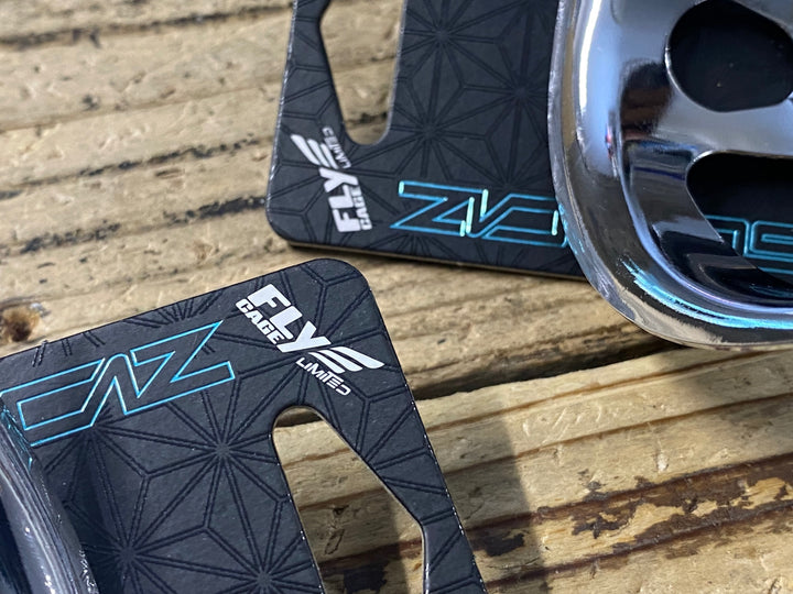 KE719 スパカズ SUPACAZ FLYCAGE LIMITED ボトルケージ 2個セット シルバー