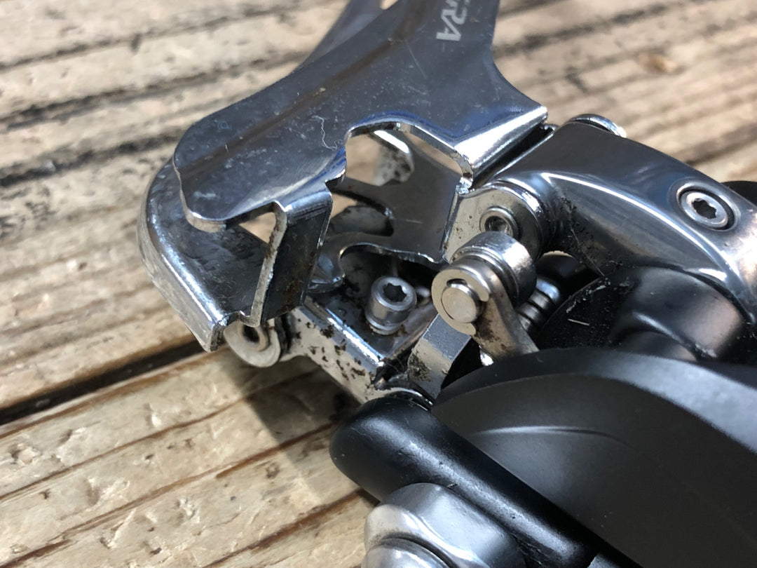JQ295 シマノ SHIMANO アルテグラ ULTEGRA FD-R6770 フロントディレーラー Di2 接続確認済み