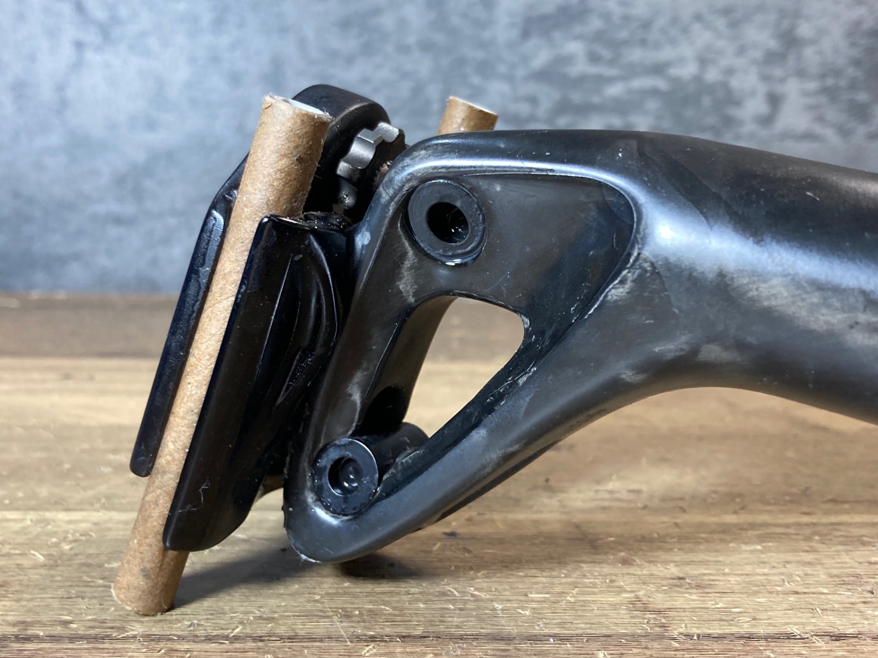 JV812 フィジーク fizik シラノ CYRANO 00 カーボン シートポスト Φ27