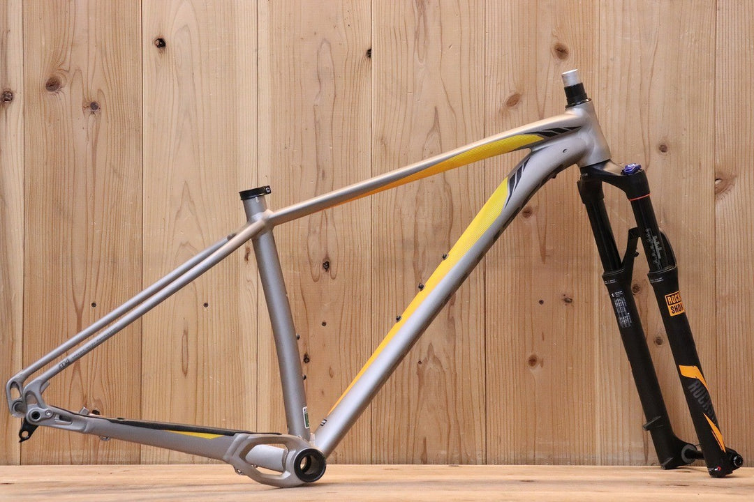 決算SALE スペシャライズド SPECIALIZED フューズ FUSE PRO 2016年モデル Mサイズ アルミ マウンテンバイク フレームセット 【芦屋店】