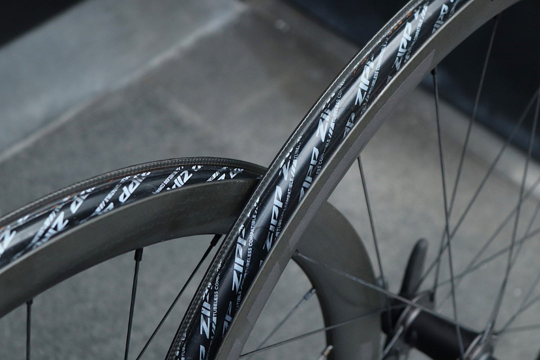 ジップ ZIPP ファイアクレスト ディスク 303 FIRECREST DISC カーボン チューブレス ホイールセット シマノ12/11S 【東京南麻布店】