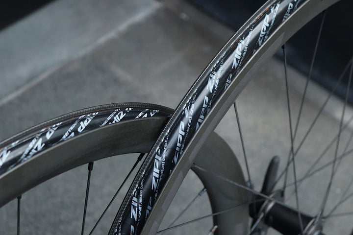 ジップ ZIPP ファイアクレスト ディスク 303 FIRECREST DISC カーボン チューブレス ホイールセット シマノ12/11S 【東京南麻布店】