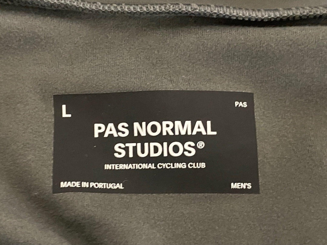 KA561 パスノーマルスタジオ PAS NORMAL STUDIOS MEN'S PAS LONG SLEEVE JERSEY 長袖 サイクルジャージ グレー L ※擦れ