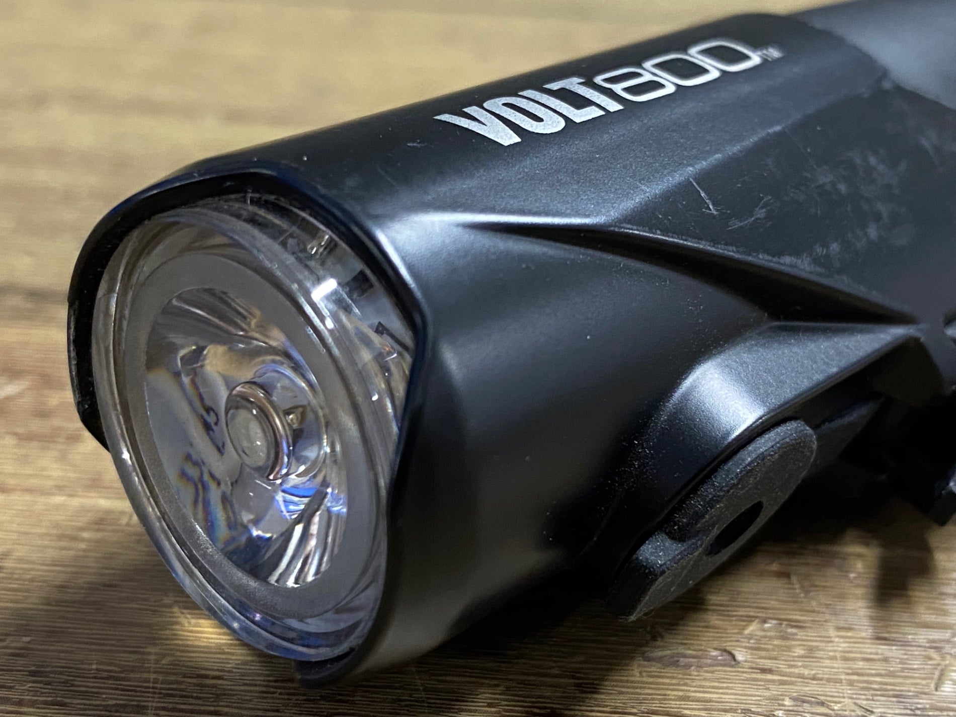 JZ844 キャットアイ CATEYE VOLT800 フロントライト 点灯確認済 – BICI