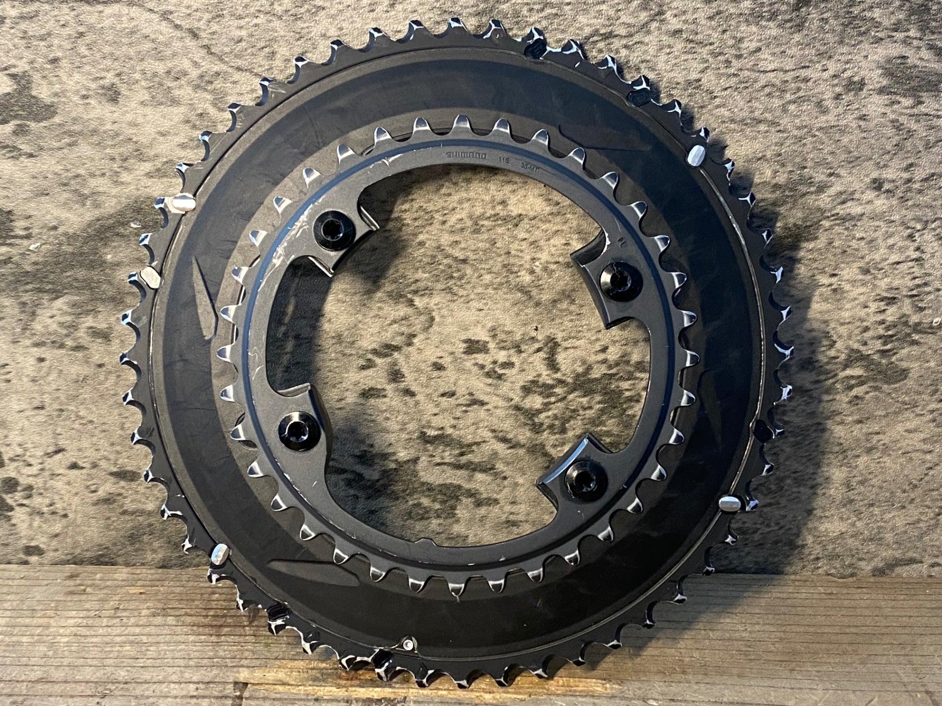 SHIMANO ULTEGLA R8000 チェーンリング Amazon.com : SHIMANO Ultegra Fc-R8000 Chainring Black, 36T Inner