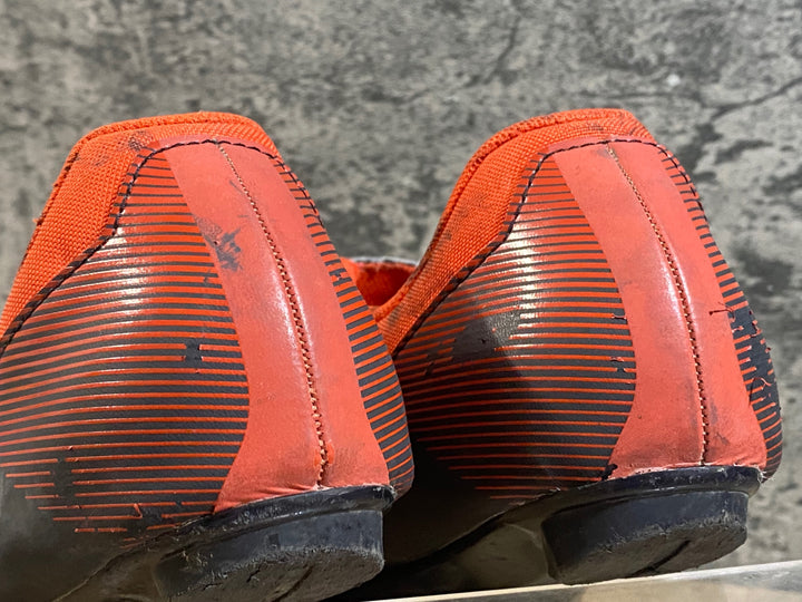 KC715 シマノ SHIMANO RP4 SHRP400 ビンディングシューズ 赤黒 EU41 3穴 ※汚れ ほつれあり