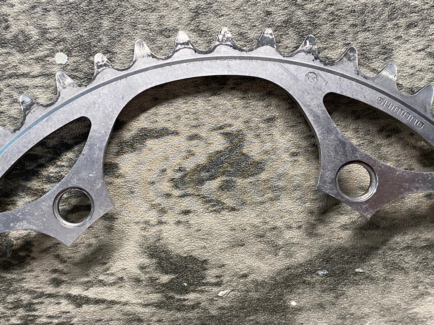 JJ372 シマノ SHIMANO デュラエース DURA-ACE NJS チェーンリング 52T