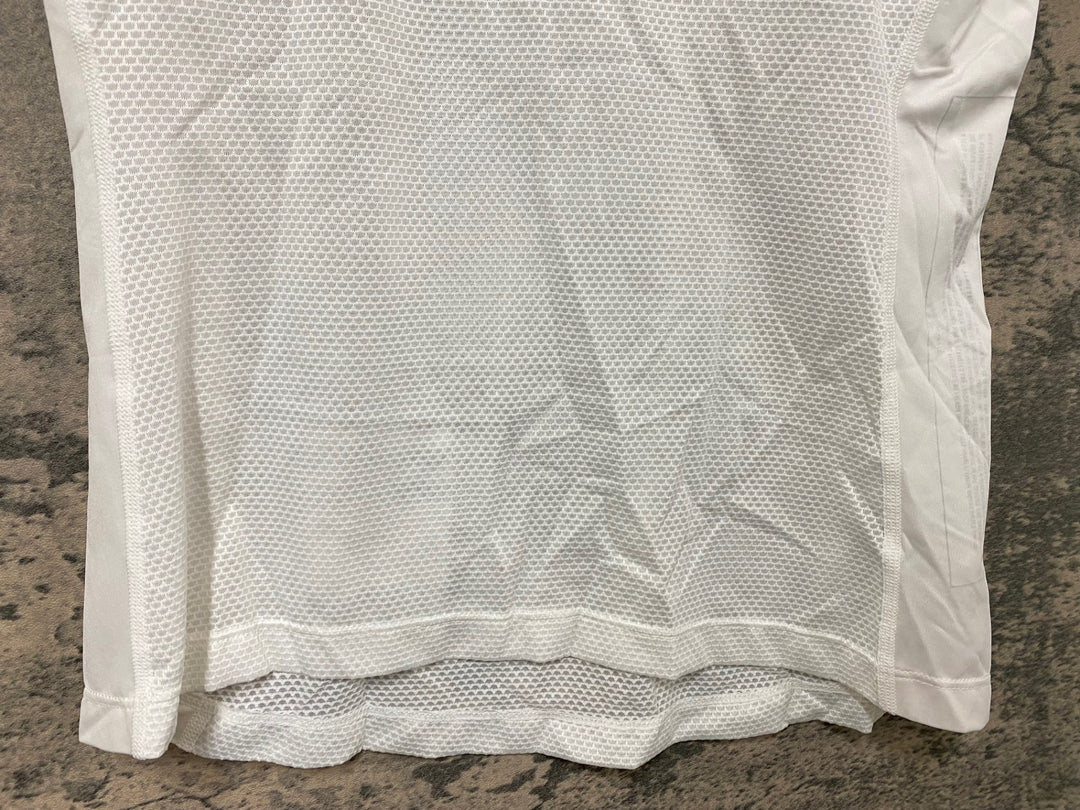 JY636 ラファ Rapha PRO TEAM BASE LAYER SHORT SLEEVE 半袖 ベースレイヤー 白 M メッシュ 未使用
