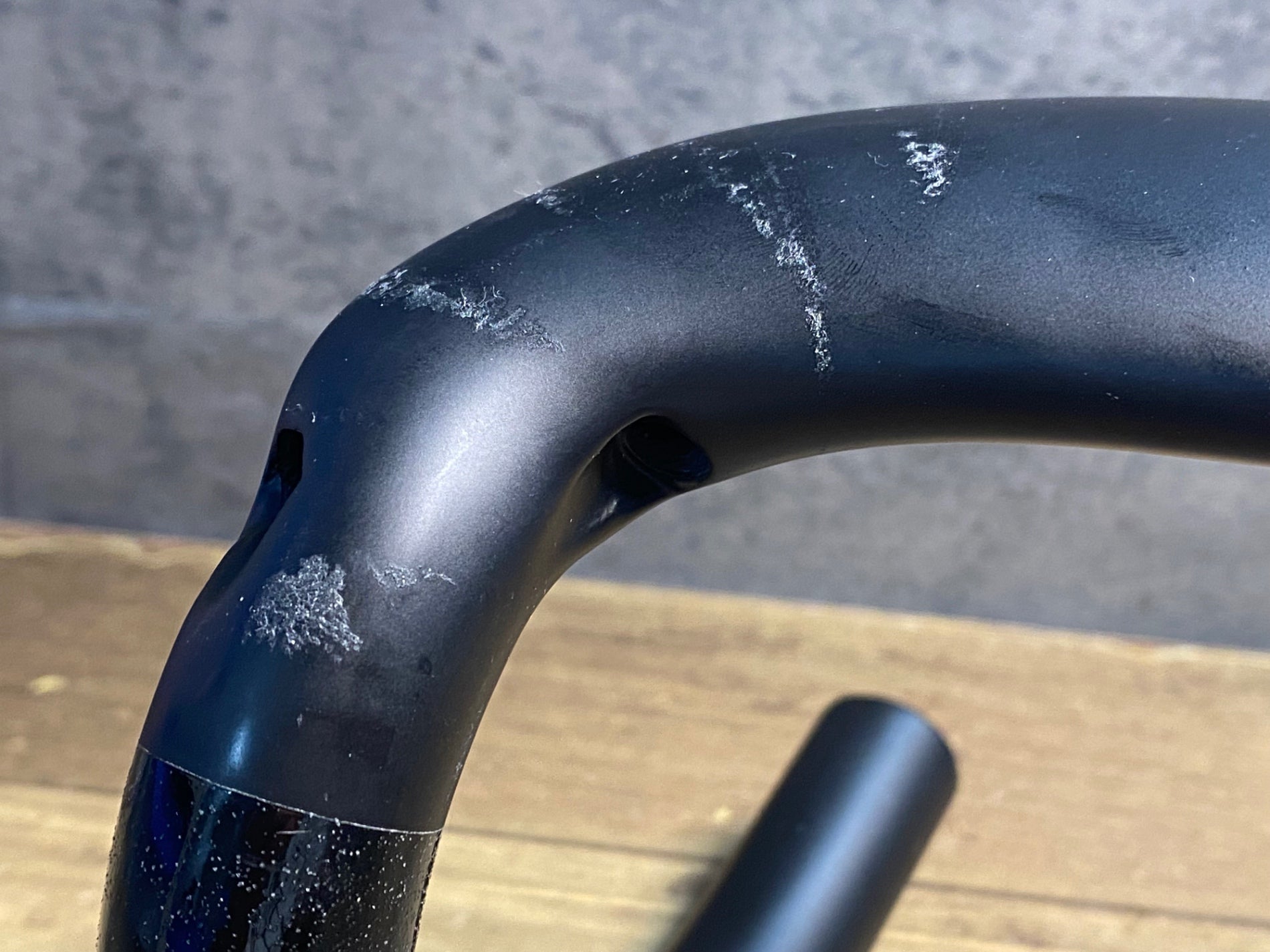 JG637 TNi エアロファスト AEROFAST カーボン ドロップハンドル Φ31.8