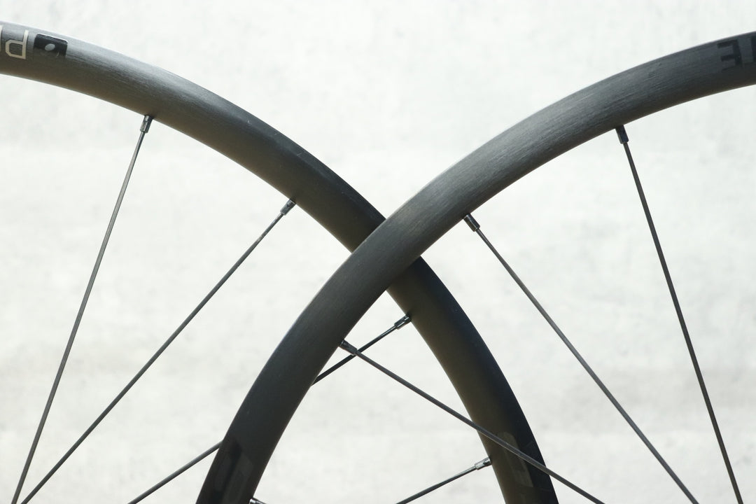 ボントレガー BONTRAGER パラダイムエリート PARADIGM ELITE TLR DISC アルミ チューブレスレディ ホイールセット シマノ11/12S 【さいたま浦和店】