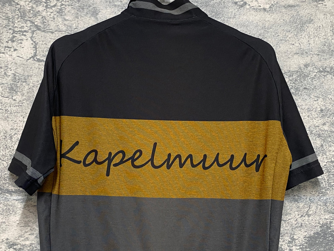 KE861 カペルミュール KAPELMUUR 半袖 サイクルジャージ 黒 グレー M ※背面ポケットボタン欠品