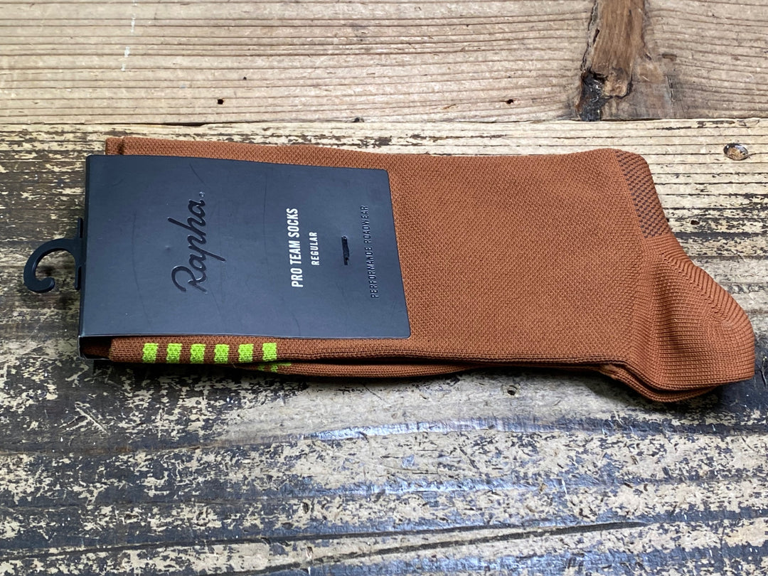 JJ945 ラファ Rapha PRO TEAM SOCKS ソックス 茶 レギュラーサイズ M