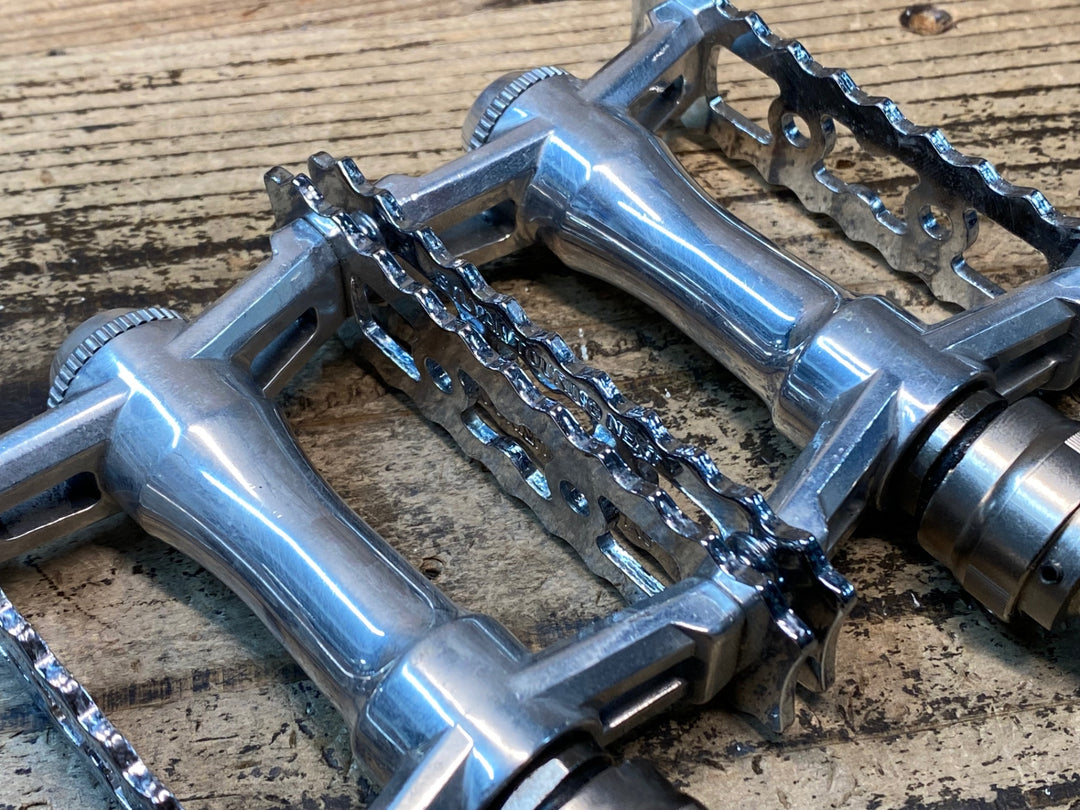 JP320 三ヶ島 MKS SYLVAN TOURING NEXT フラットペダル シルバー