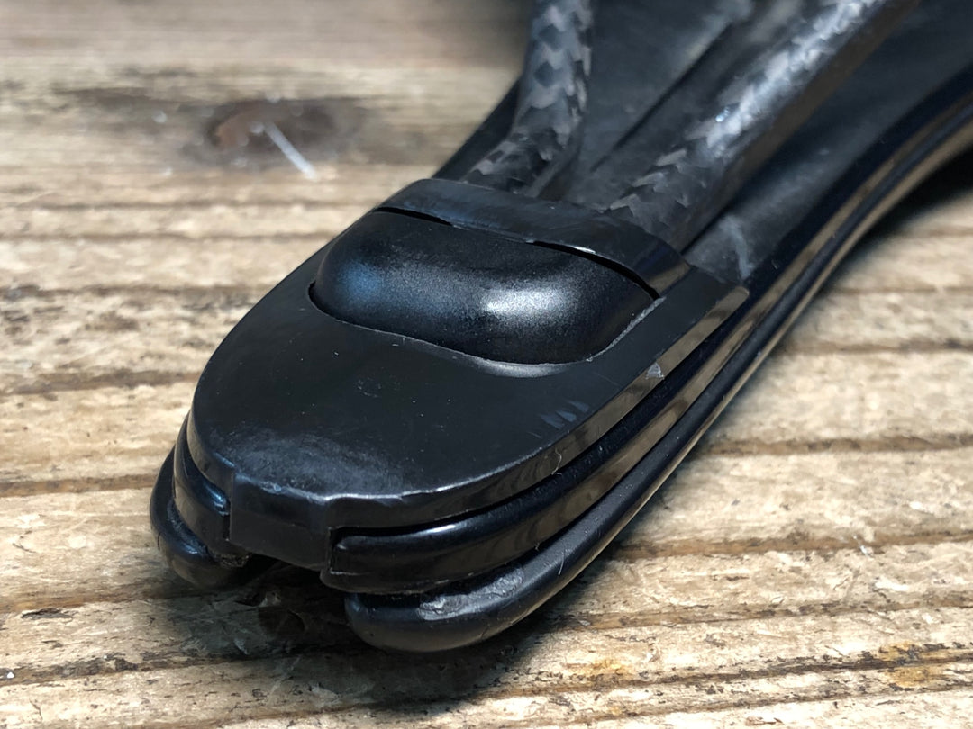 JN282 フィジーク fizik アリオネ ARIONE R1 VERSUS EVO CARBON サドル カーボンレール 130mm ※先端部剥がれのためジャンク