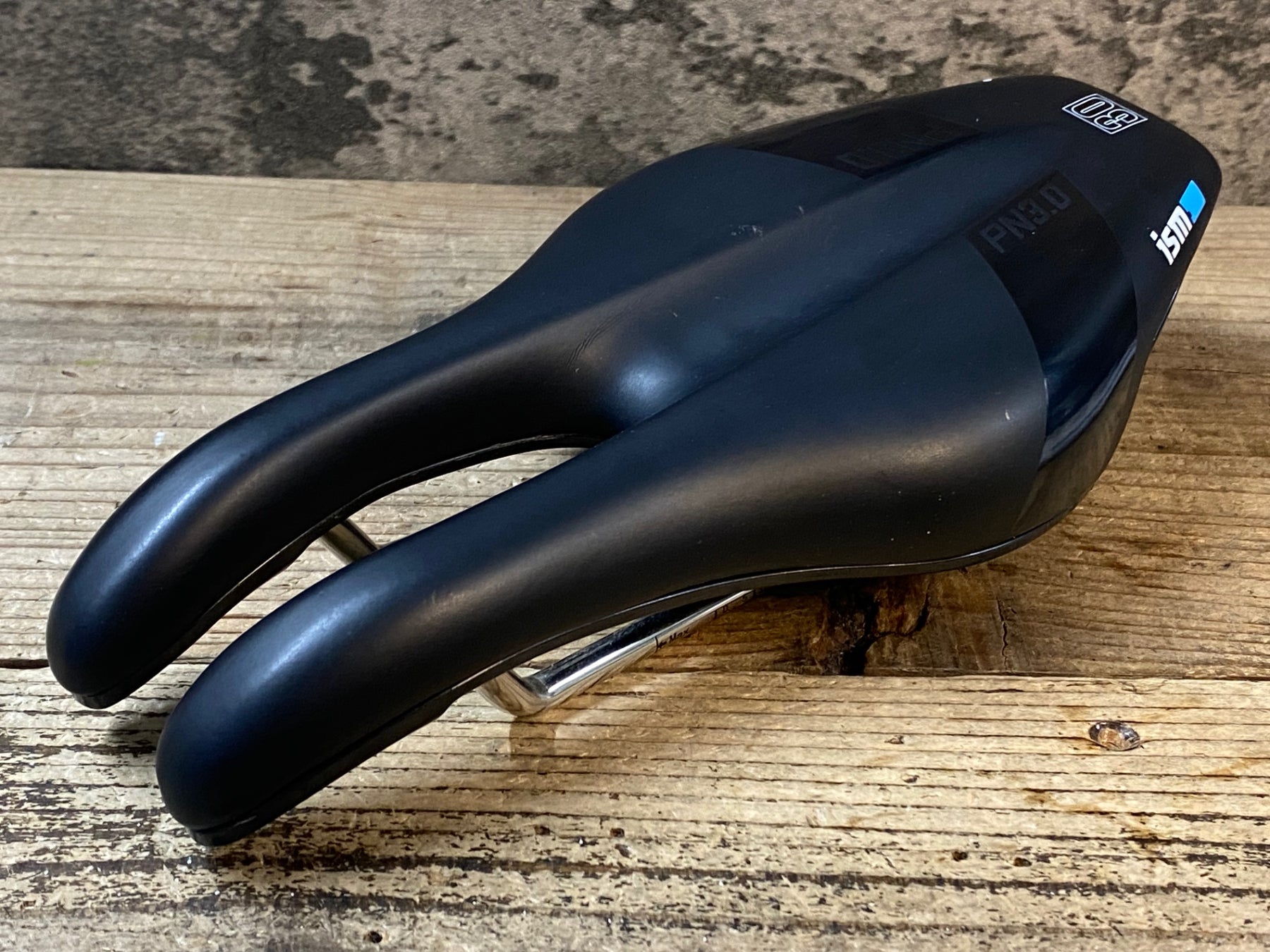 ism ttサドル ism ttサドル