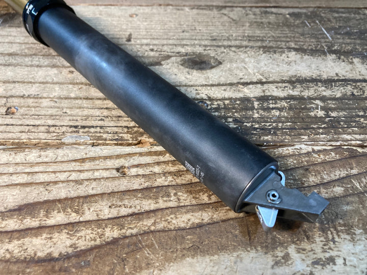 JU598 フォックス FOX TRANSFER KASHIMA COAT アルミ ドロッパーシートポスト Φ31.6 125mm