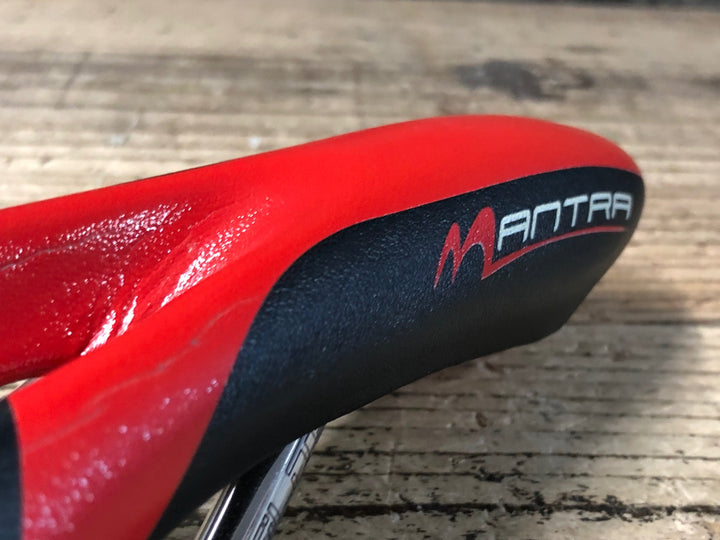 KA908 セラサンマルコ selle san marco マントラ MANTRA RACiNG サドル 黒赤 138mm XSILITEレール