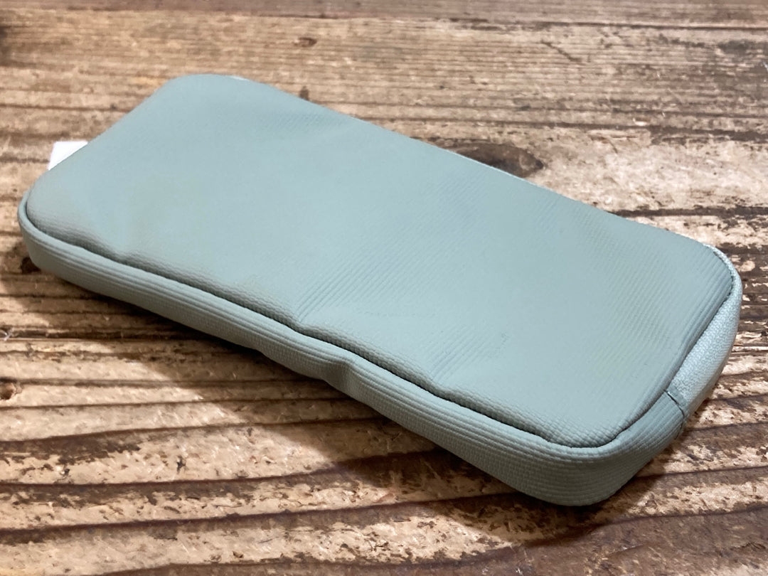 KB437 ラファ Rapha RAINPROOF ESSENCE CASE-LAGE サイクルポーチ